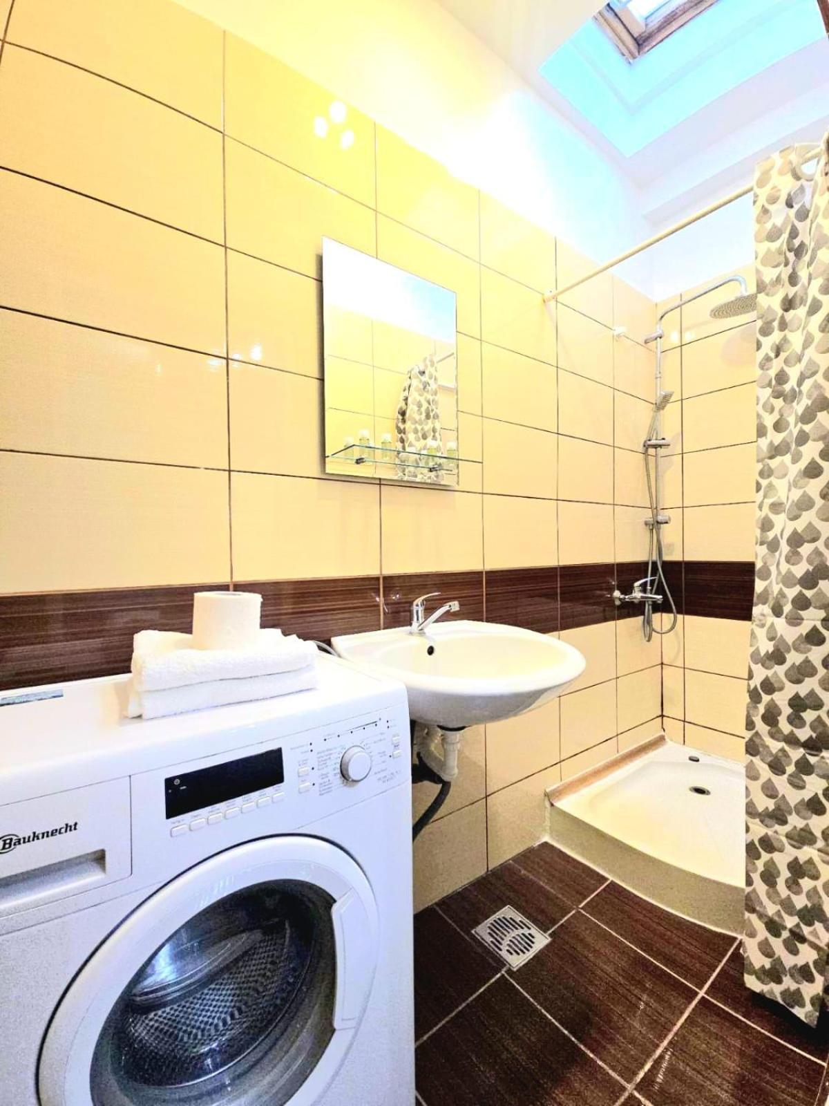 Casa Bia Apartment Брашов Екстериор снимка